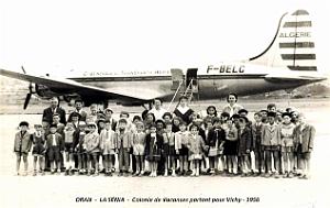 La Senia - Oran - Colonie de vacances partant pour Vichy  - 1956